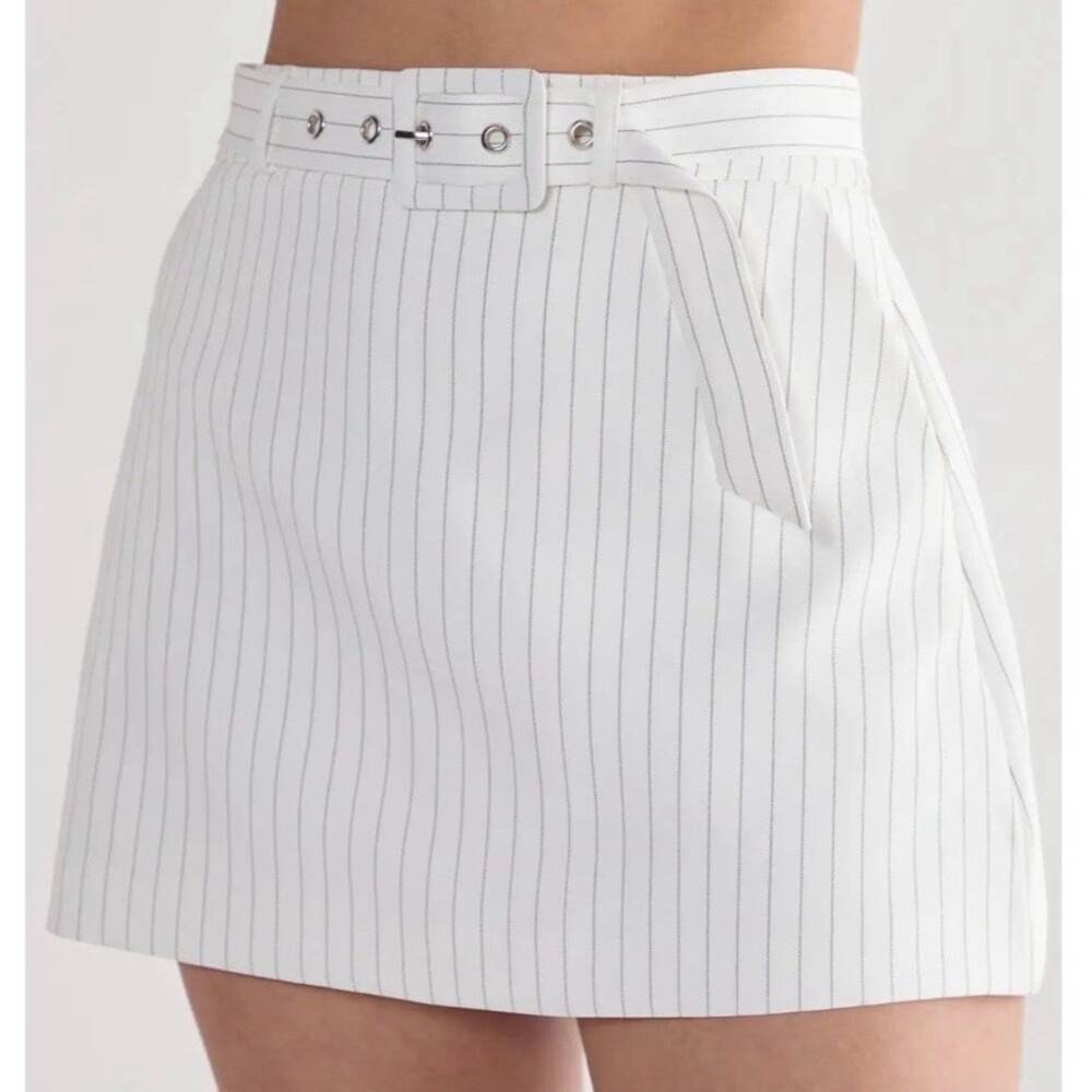 NastyGal Pinstripe Belted Tailored Skort White Size 4 New With Tag